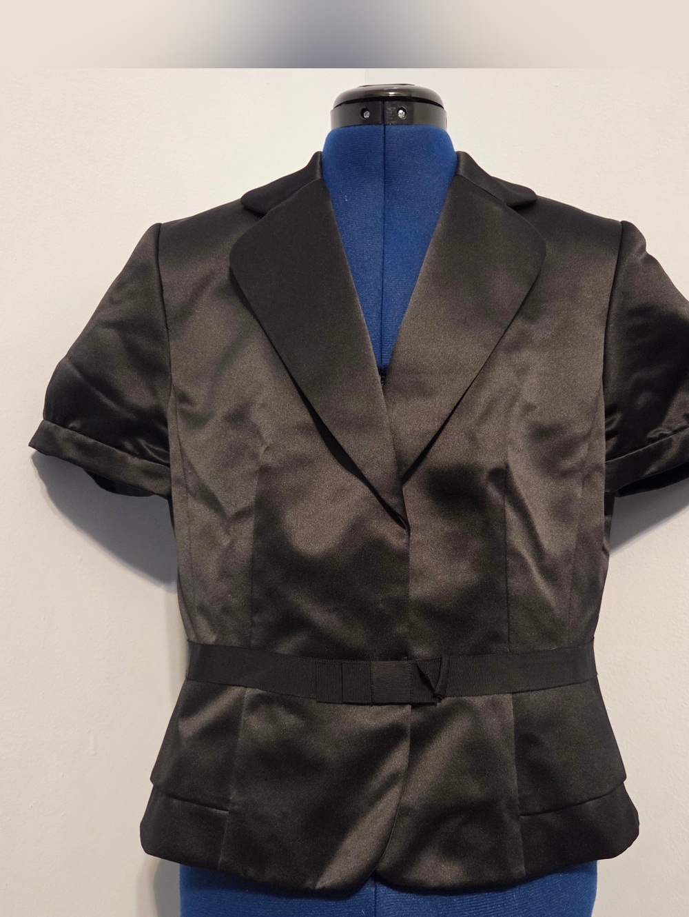 Vintage Black Satin Short Sleeve Blazer Size 10